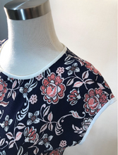 Load image into Gallery viewer, PerfectSew Wash-Away Fabric Stabilizer
